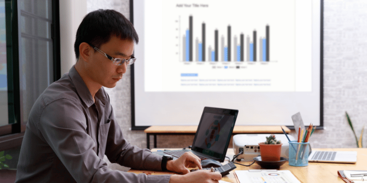 SaaS partnership lifecycle management tools comparison